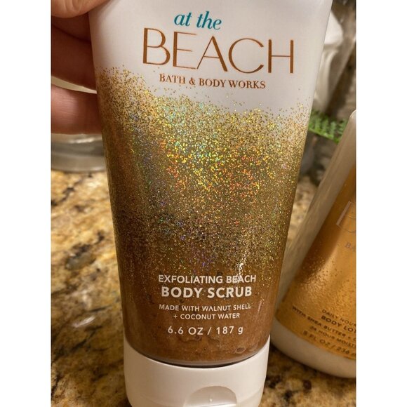 “Bath & Body Works “At the Beach” Body Scrub & Lotion-NEW - Picture 2 of 8